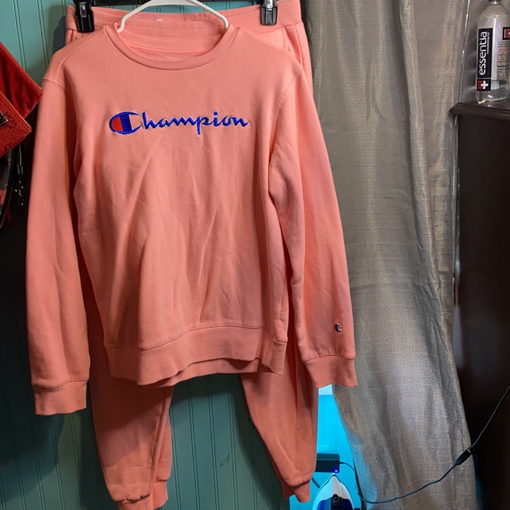 Girls pink champion set size XL